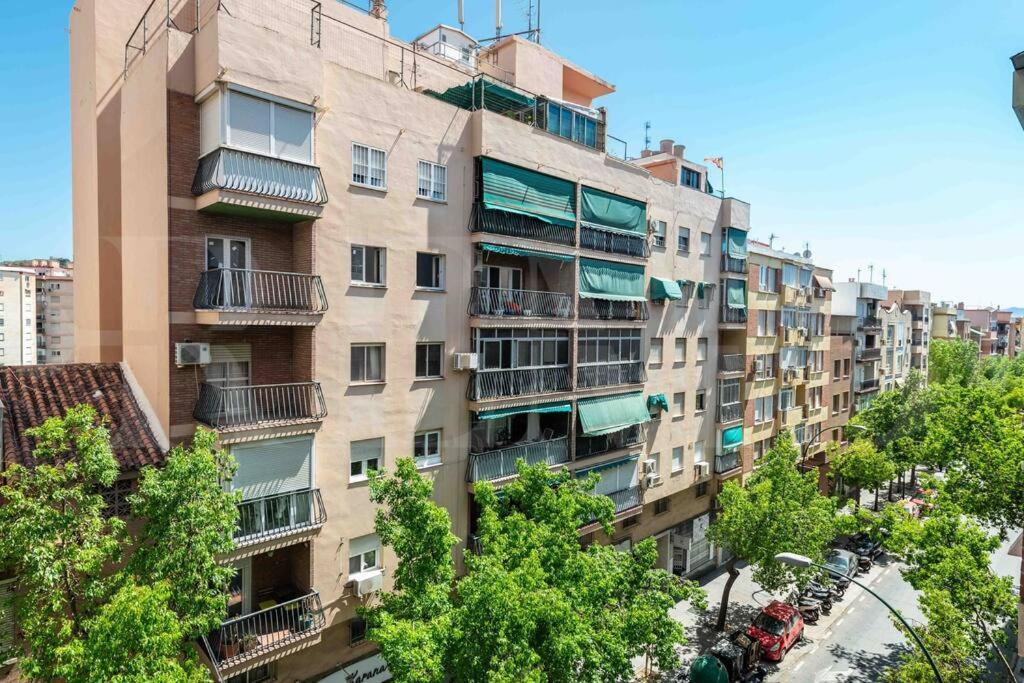 Spacious & Authentic By Rems Apartment *