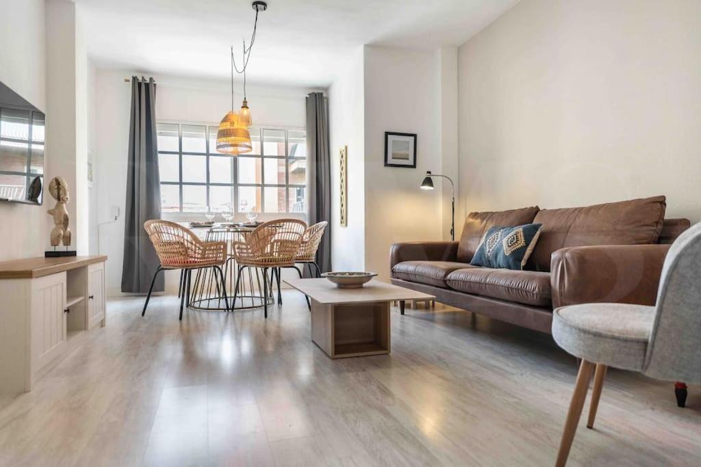 Spacious & Authentic By Rems * Malaga