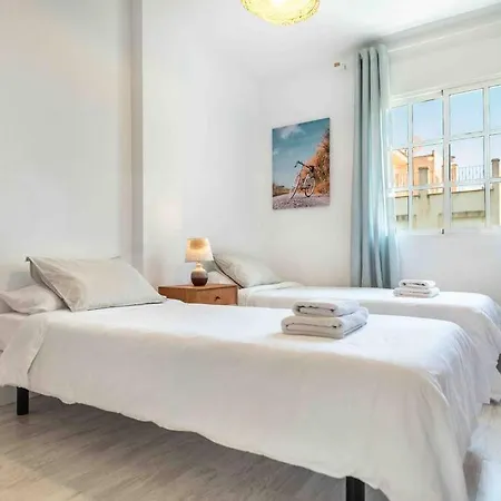 Spacious & Authentic Apartment By Rems Malaga Exterior photo